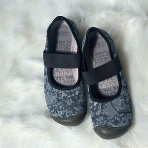 Keen Kids' Black Floral Shoes